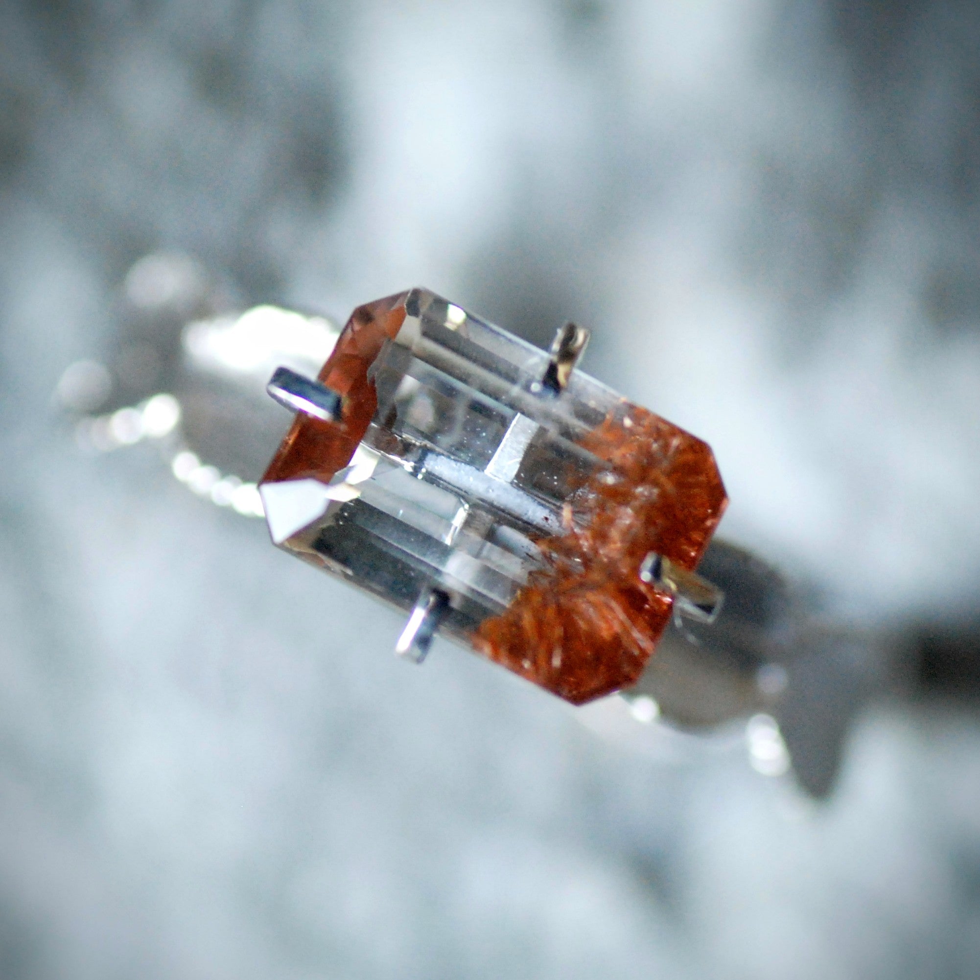 Featured【fragments】 – Moixx