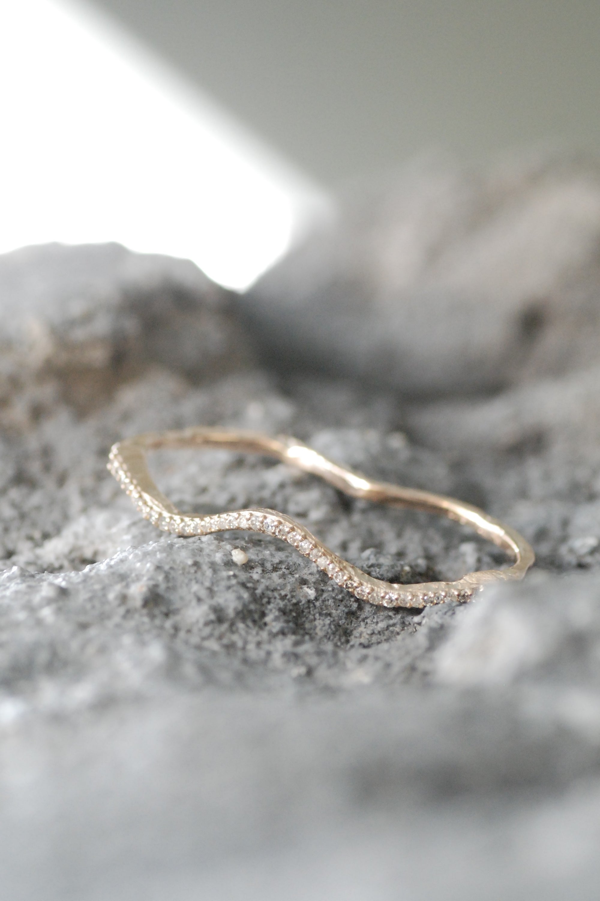 Salt and Pepper Diamond【Amie】Two-Finger Ring, Double Wave